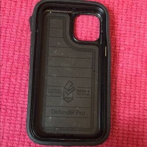 OtterBox Defender Pro Rugged Black Case